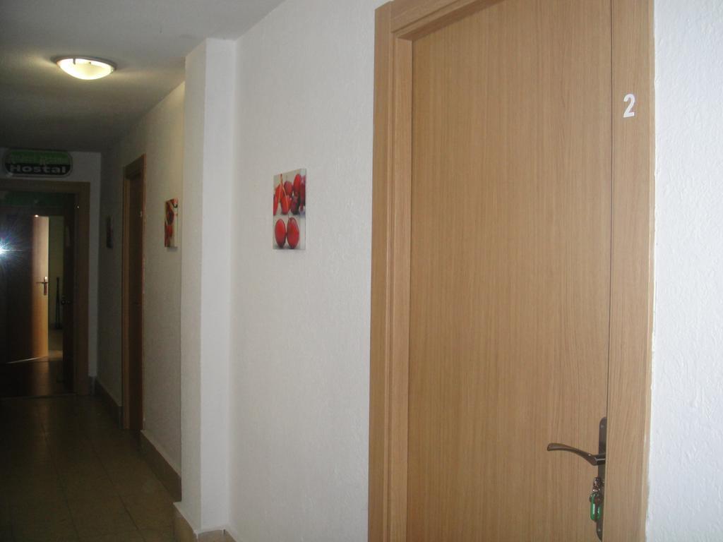 Arjori Rooms Hostal Salamanca Exterior foto