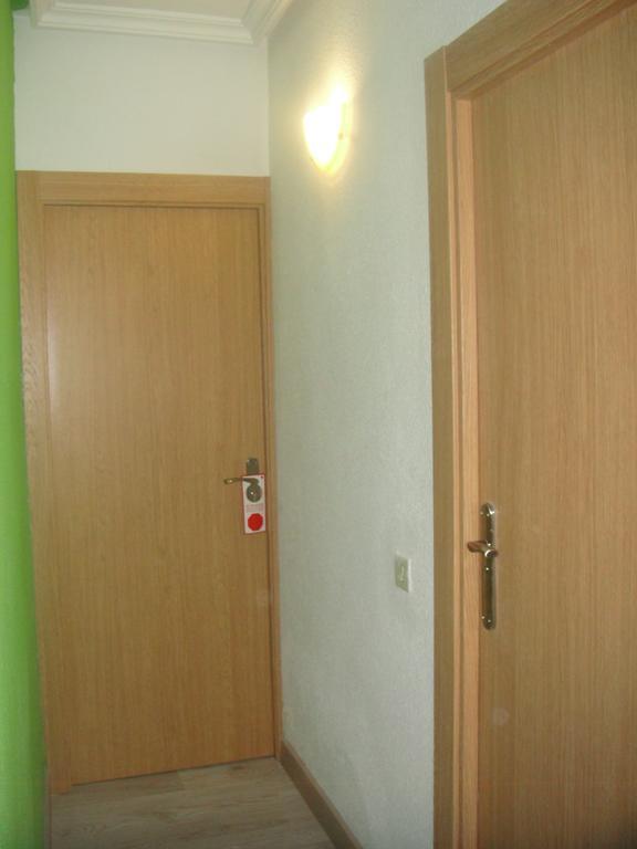 Arjori Rooms Hostal Salamanca Exterior foto
