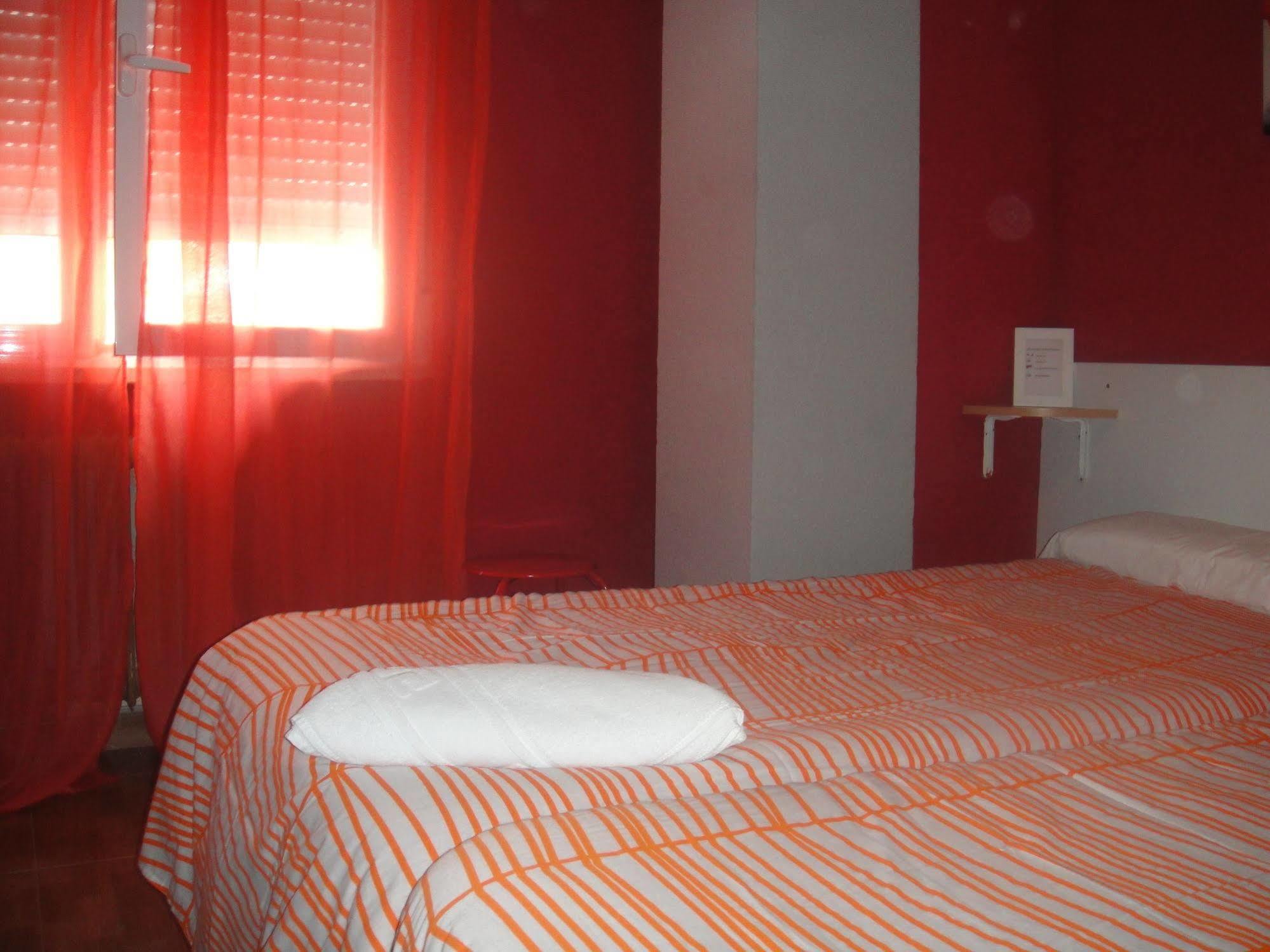 Arjori Rooms Hostal Salamanca Exterior foto